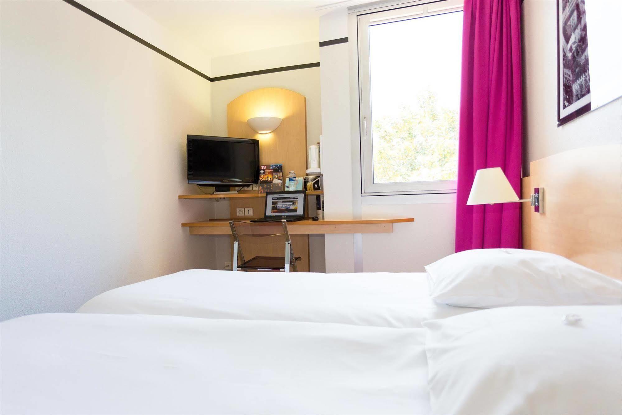 Hotel Inn Grenoble Eybens Parc Des Expositions Ex Kyriad Buitenkant foto